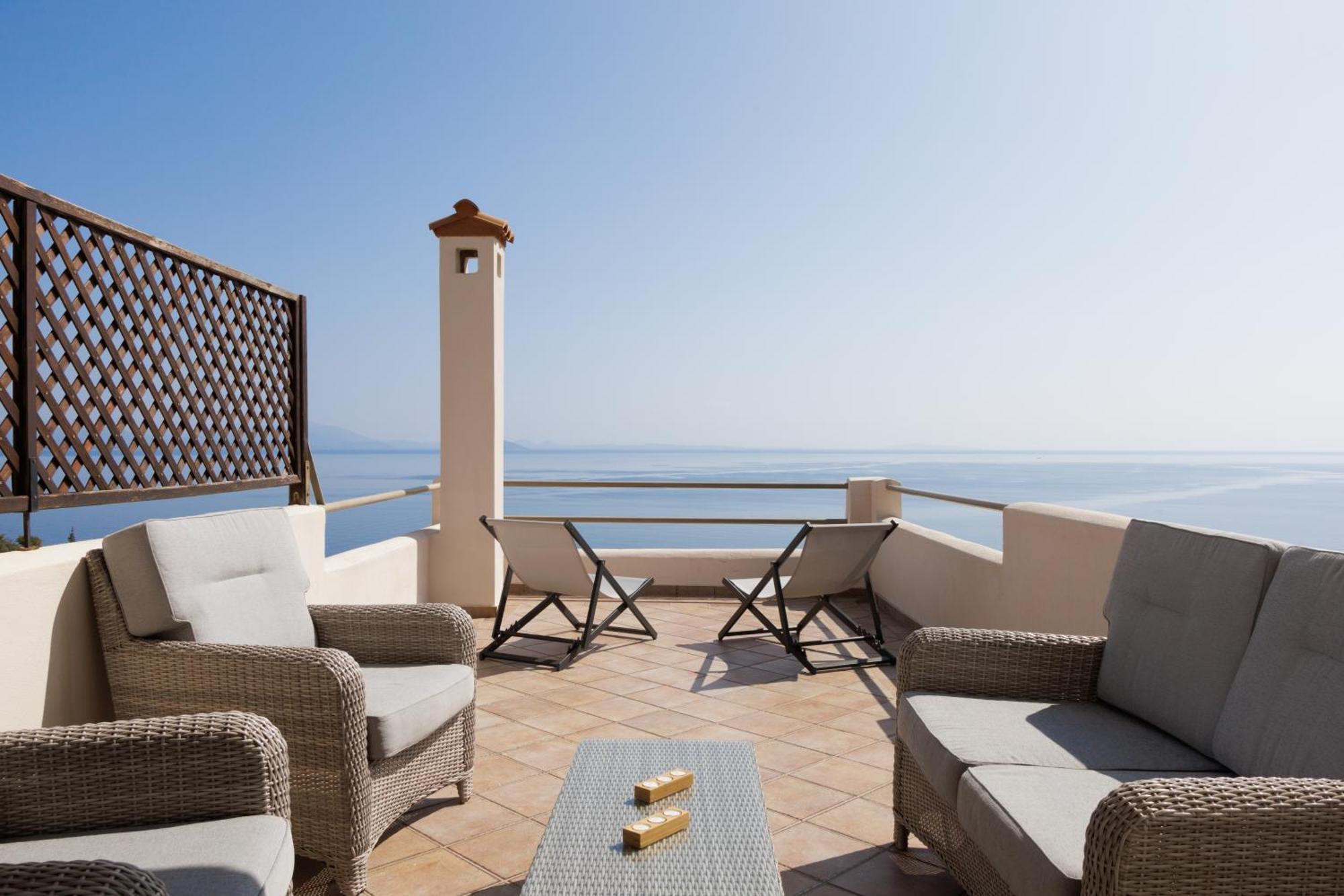 Blue Horizon Suites Paralio Astros Luaran gambar
